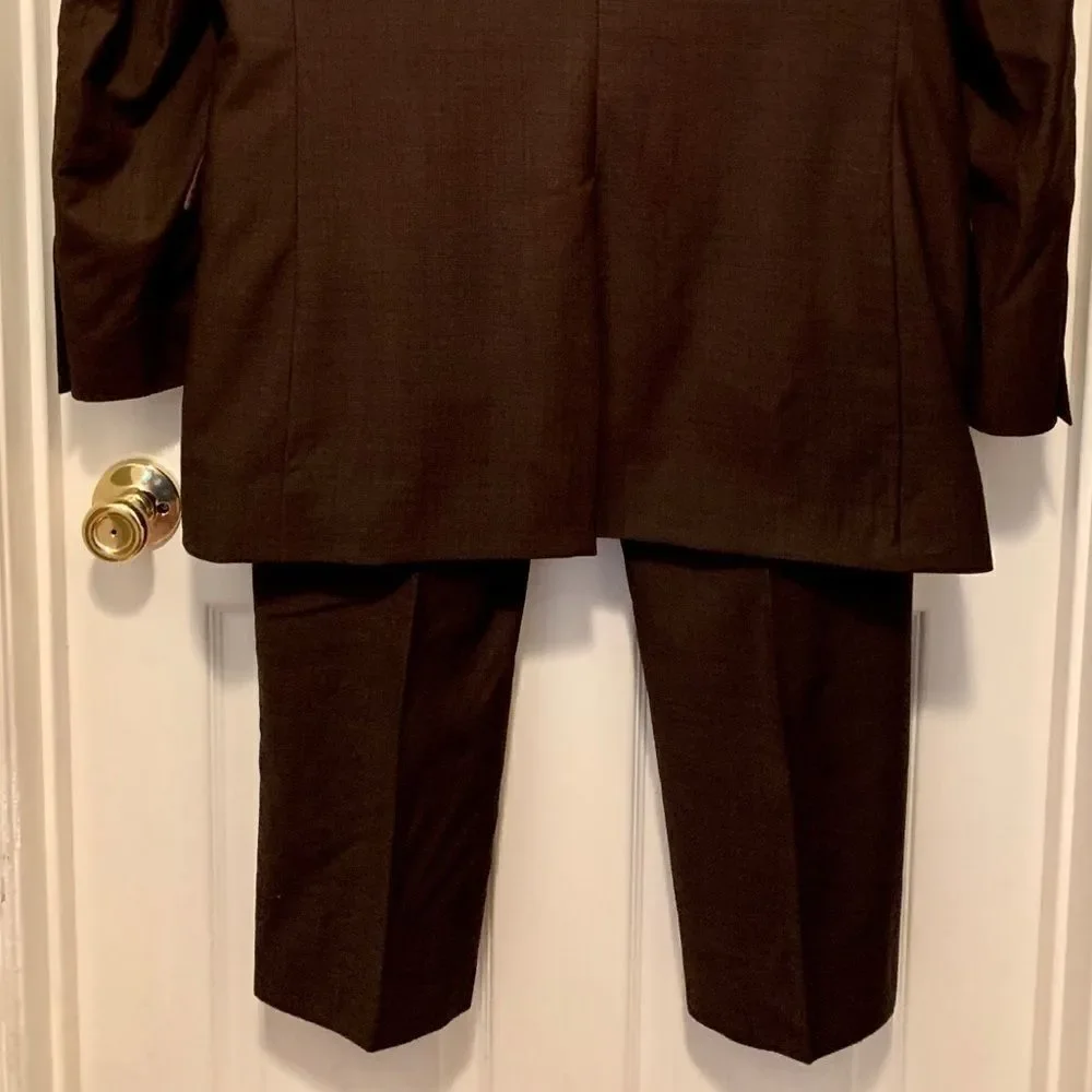 Jos A Bank Suit in Brownish Gray Size 43L - Picture 4 of 9